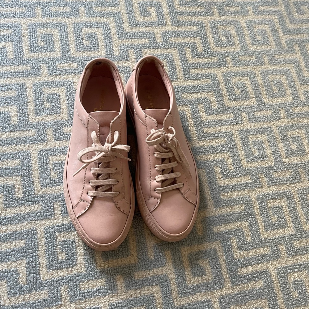 Common projects blush color size 39